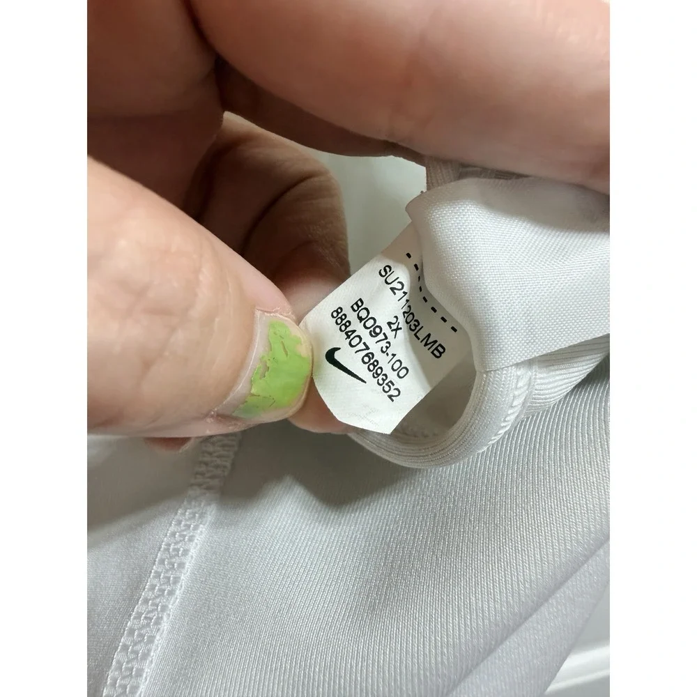 Nike Women Sports Bra 2X WhiteDRI FIT Swoosh Wireless Racerback Good Support